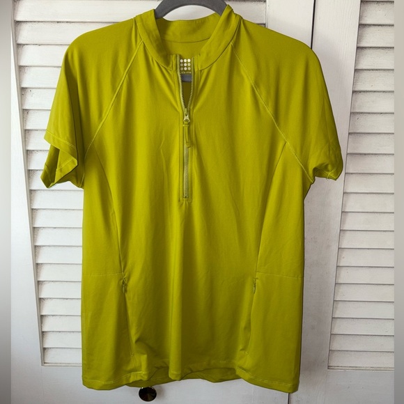 Title Nine Sunbuster Half Zip Short Sleeve Top Green Size L - Picture 2 of 5